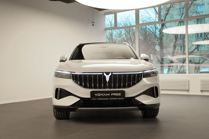 ۴۶۸ دستگاه کراس‌اوور Voyah Free برای روسی‌سازی فراخوان می‌شوند